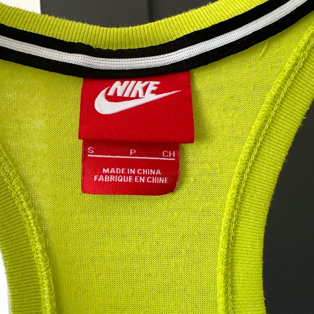 Nike Tank - Picture 3 of 3